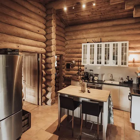 Fjordhygge - Authentic Wood Log Summerhouse Near Water, Fjord And Forest Сasa de vacaciones *