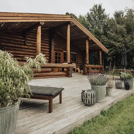 Сasa de vacaciones Fjordhygge - Authentic Wood Log Summerhouse Near Water, Fjord And Forest *